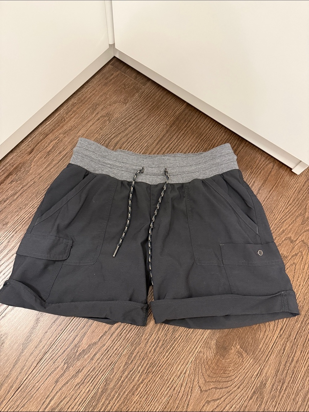 Women’s Black Drawstring Casual Shorts with Gray Waistband size Small